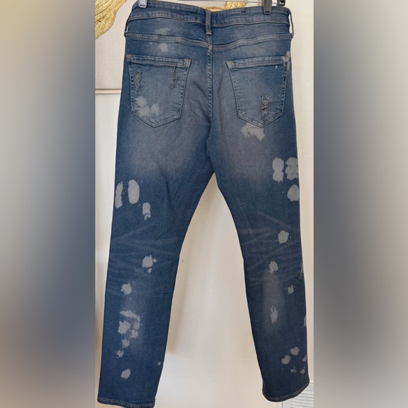 Distressed Blue Jeans - Picture 2 of 3